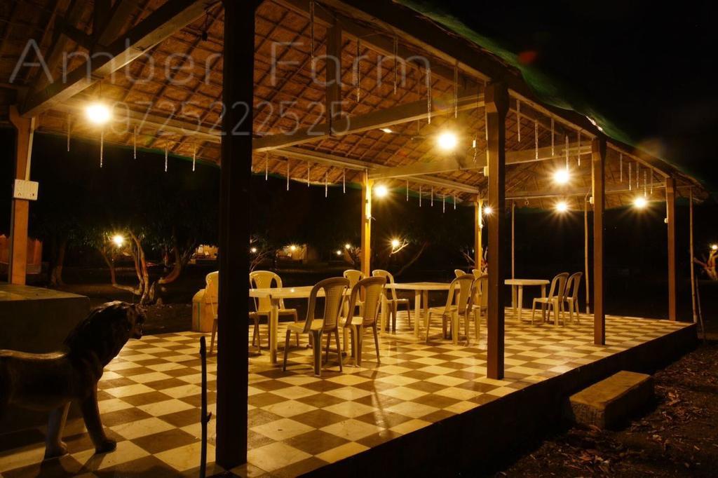 Amber Farm Hotel ชาซันเกอร์ ภายนอก รูปภาพ